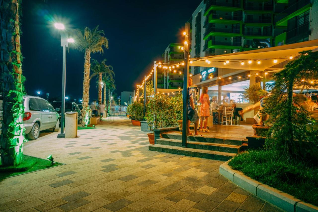 Visum Aparthotel Pool & Spa Mamaia Nord Năvodari Εξωτερικό φωτογραφία