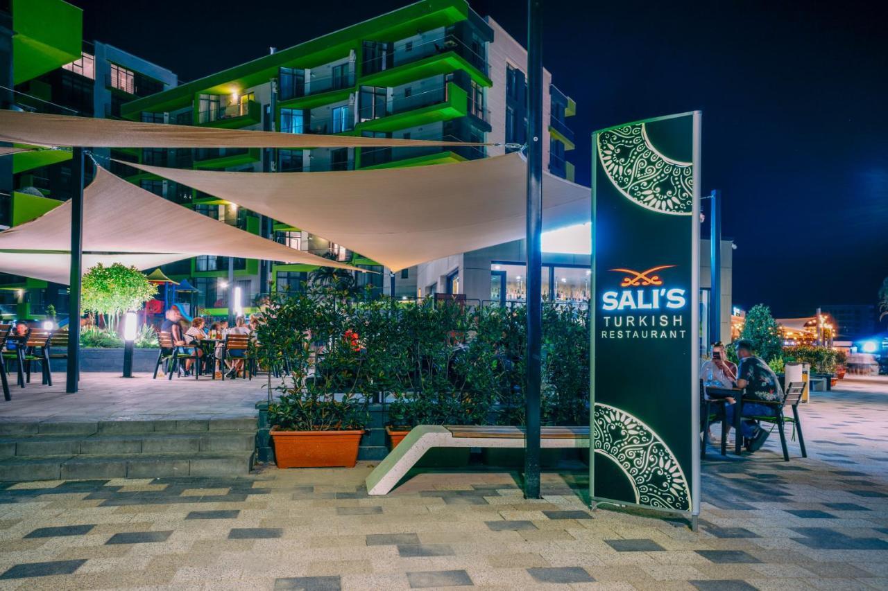 Visum Aparthotel Pool & Spa Mamaia Nord Năvodari Εξωτερικό φωτογραφία